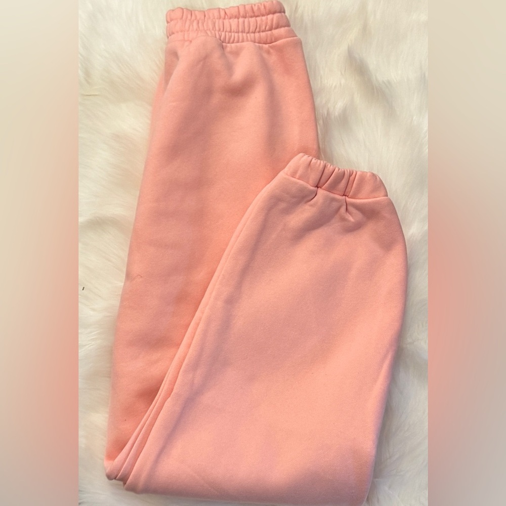 Comfrt Pastel Edit Sweatpants Peach Joggers Medium Cozy Viral TikTok - Picture 8 of 8